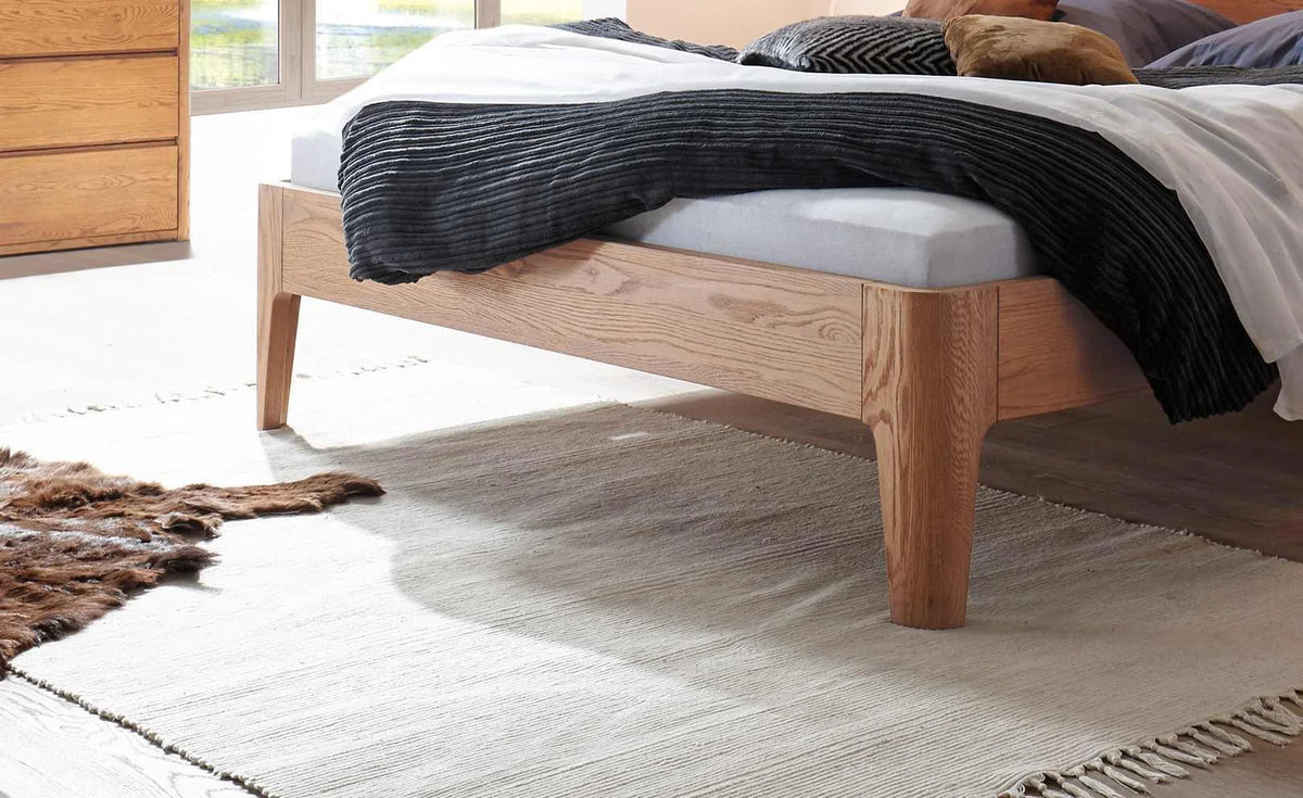 Lisiano massief houten bed Oak-Line Eiken Naturel detail poten