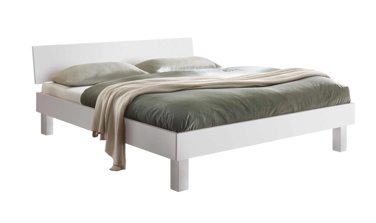 Forti massief houten bed Wit Gelakt vrijstaand